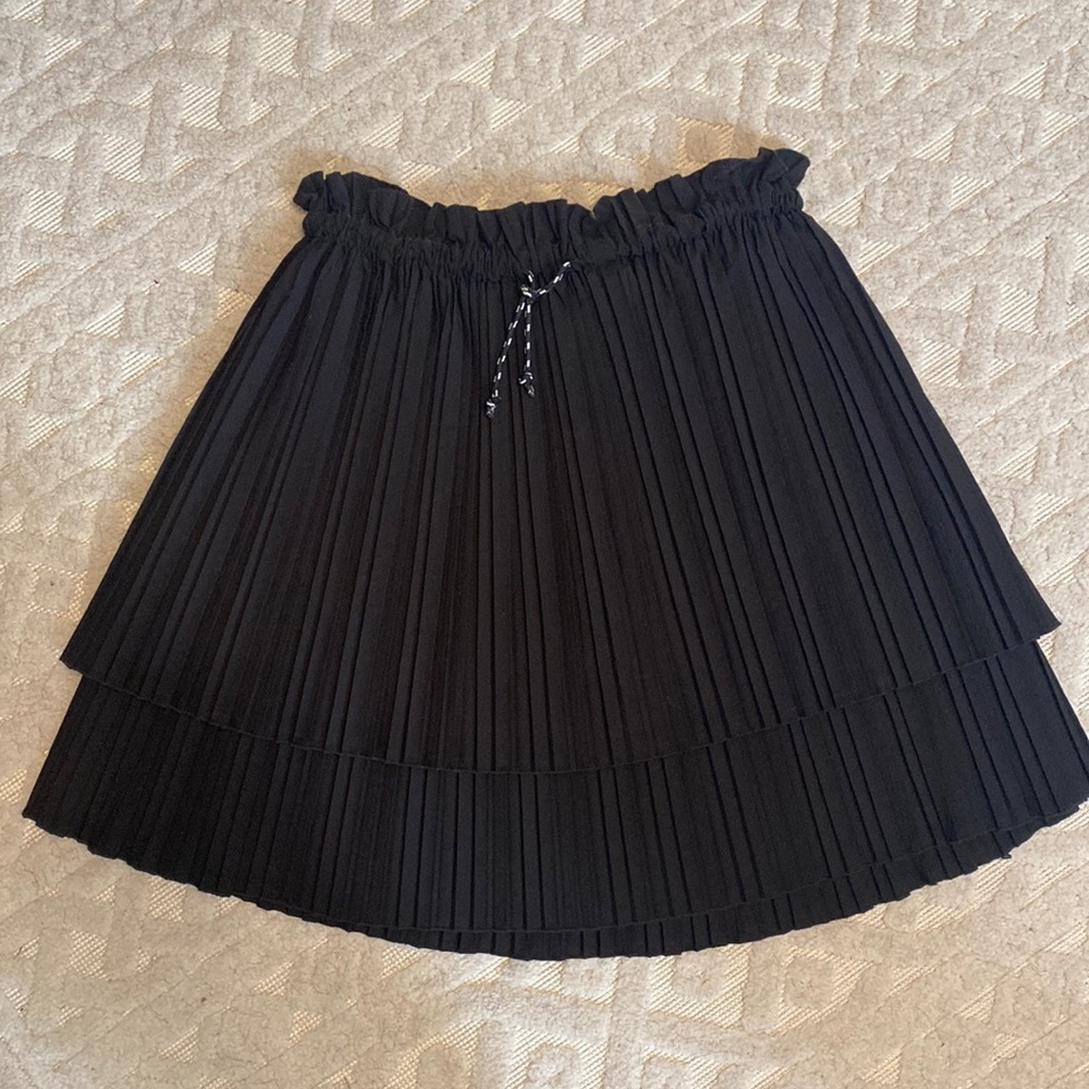 NWT! Zara - Black Tiered Flared Mini Skirt, Size Small